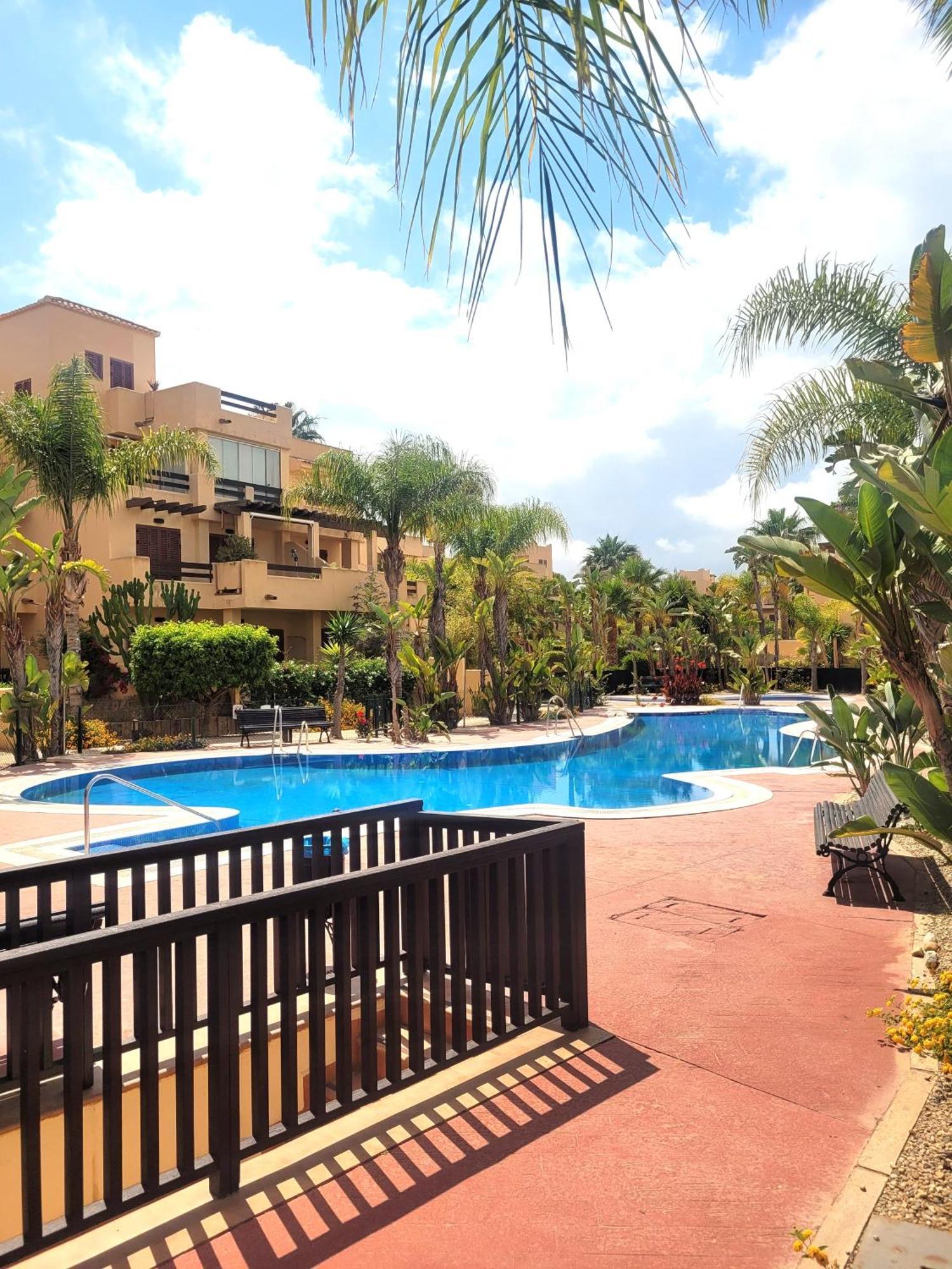 Los Amarguillos Bajo Con Una Terraza Espectacular Al Lado De La Playa Y Con Acceso Directo A La Piscina! מראה חיצוני תמונה